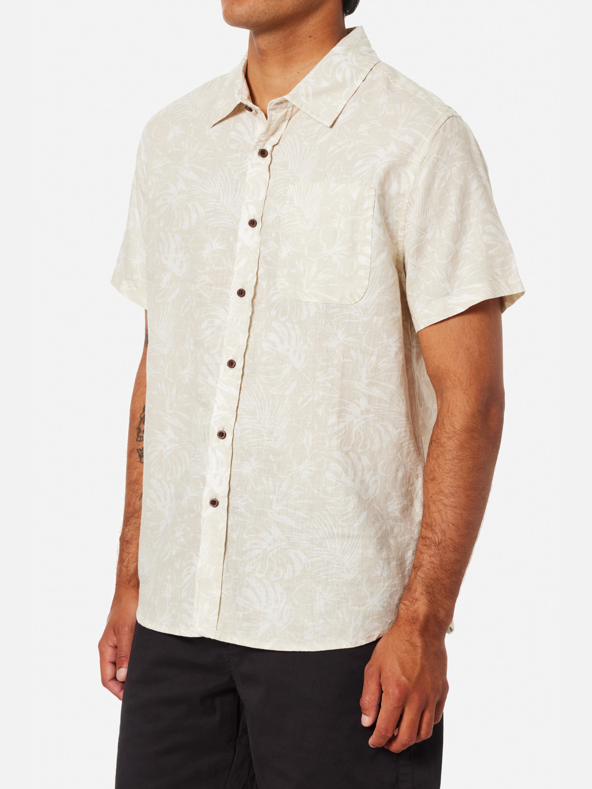 Katin Moco Shirt Floral Print White Cream Button Up Collared Shirt for MenMen’s Tops Athens GA Georgia Kempt Menswear Store Near Me Spring Summer