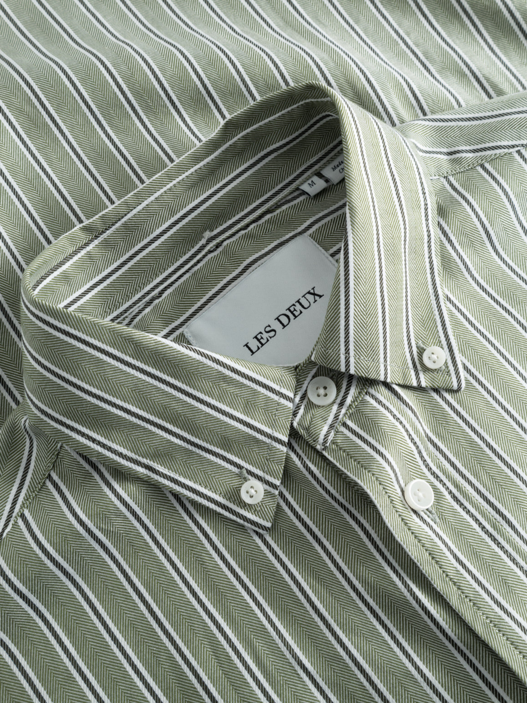 Les Deux Kolton Herringbone Poplin Dress Shirt Button Up Collared Men’s LS Long Sleeve Top White Chive Green Striped Pattern Athens GA Georgia Kempt Menswear Store Near Me