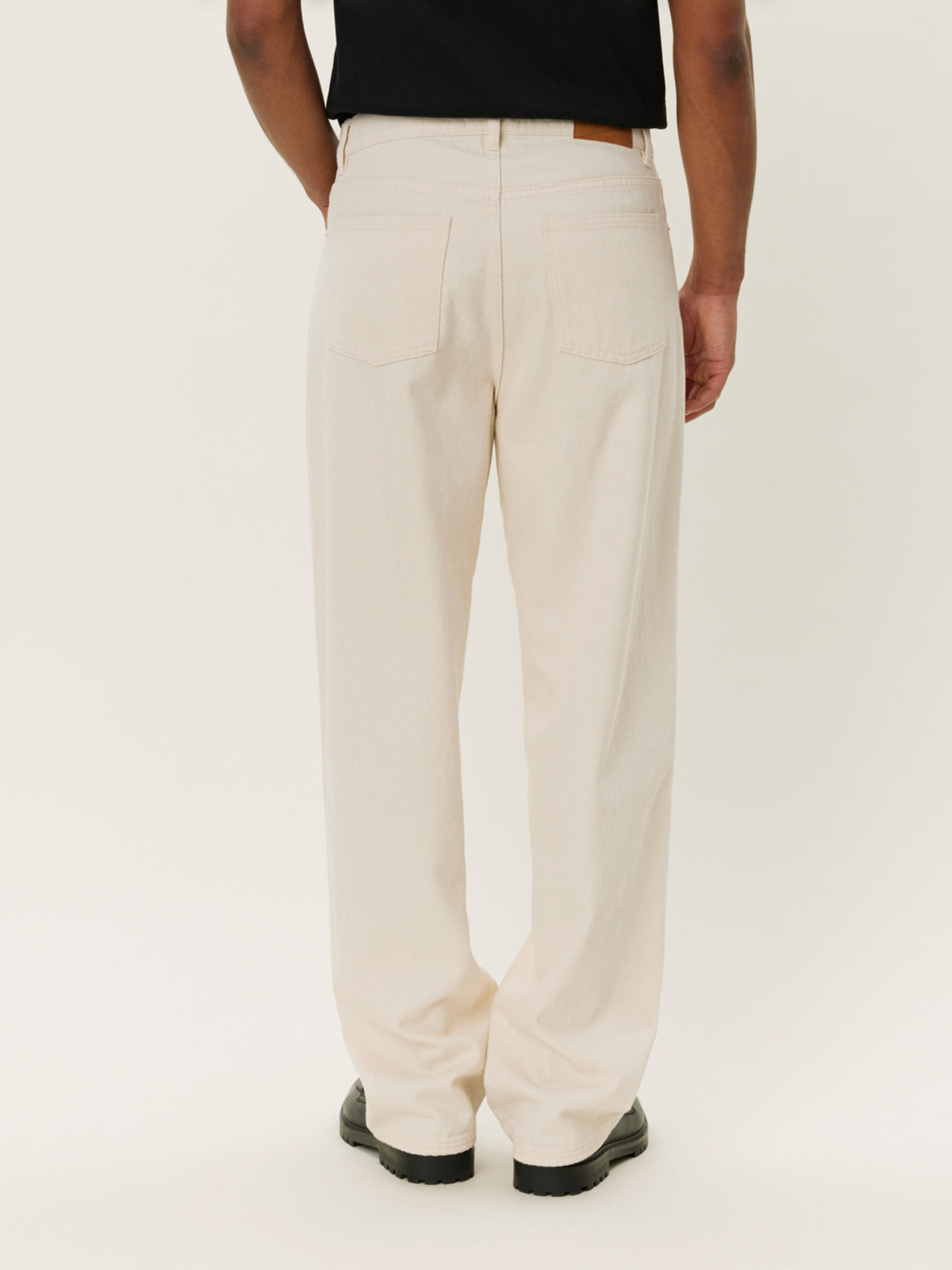 Les Deux Roi Denim Pants Ivory Cream Relaxed Wide Baggy Fit Men’’s Bottoms for Men Athens GA Georgia Kempt Menswear Store Near Me