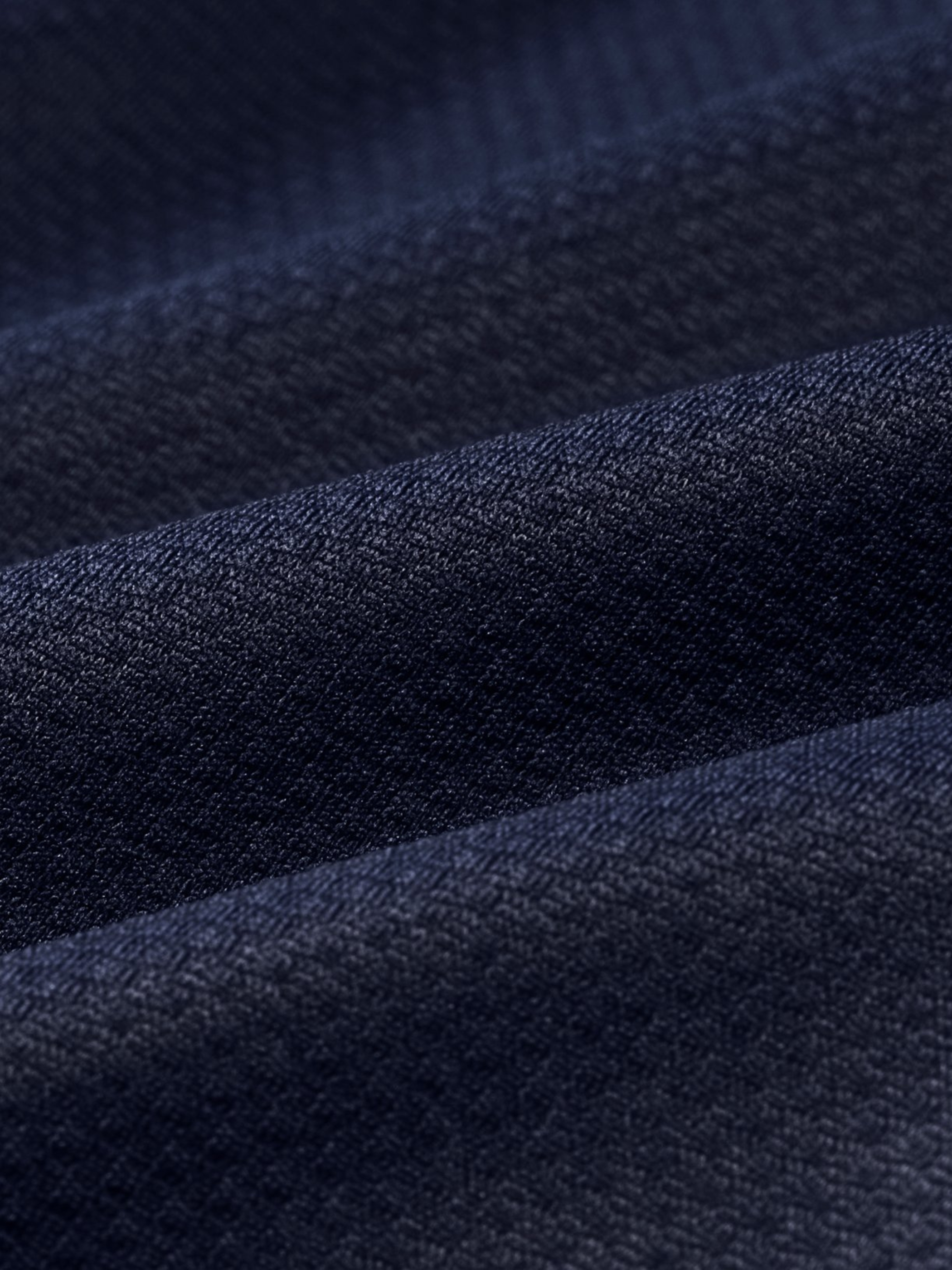 Mizzen + Main Halyard LS Long Sleeve Dress Shirt Navy Blue Men’s Tops Formal Shirts Breathable Comfortable Wrinkle Free Fabric Athens GA Georgia Kempt Menswear Store Near Me