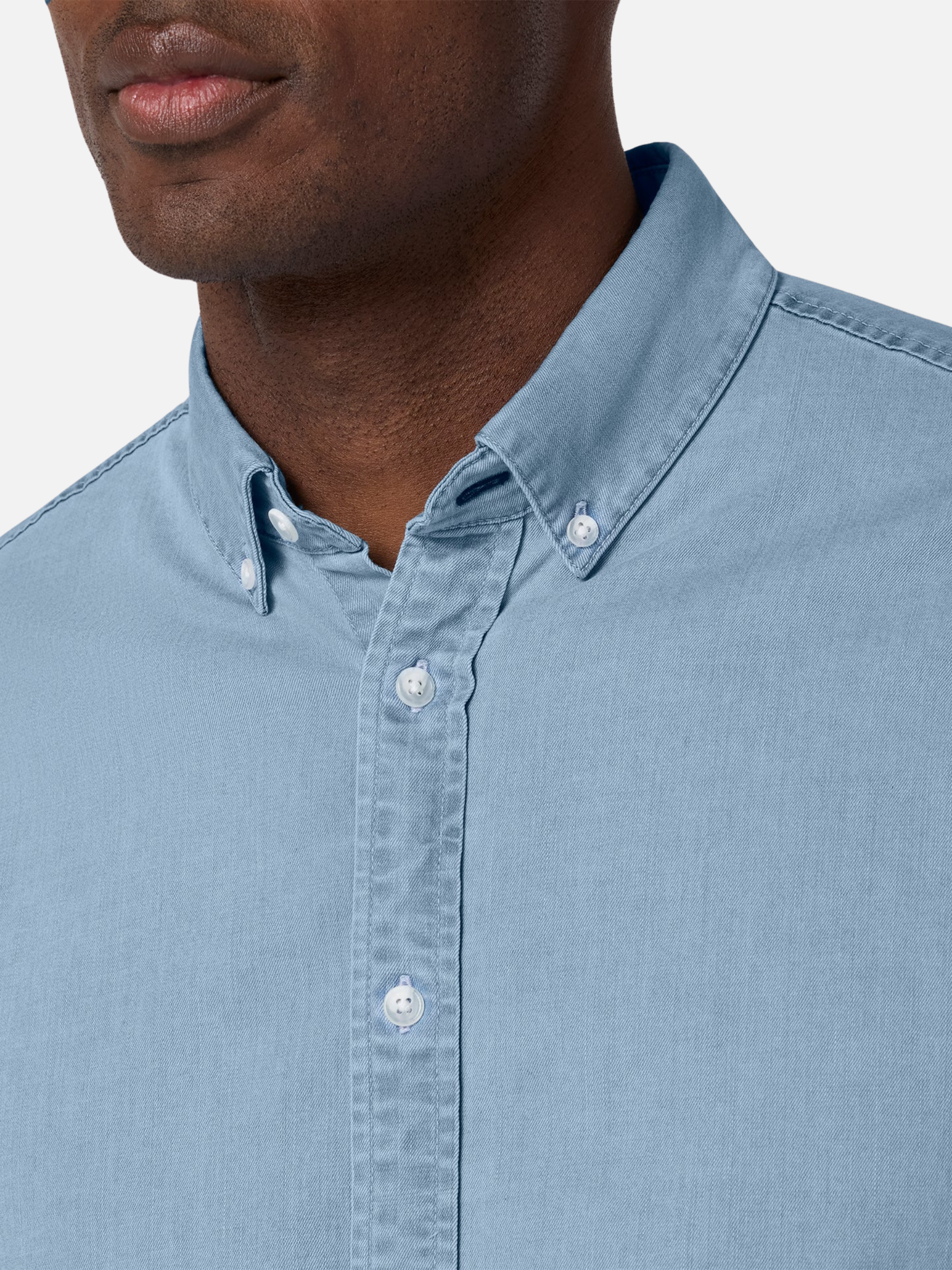 Mizzen + Main Nash Chambray Shirt Light Wash Denim Men's LS Long Sleeve Button Up Shirt For Men Athens GA Georgia Kempt Menswear Store Near Me