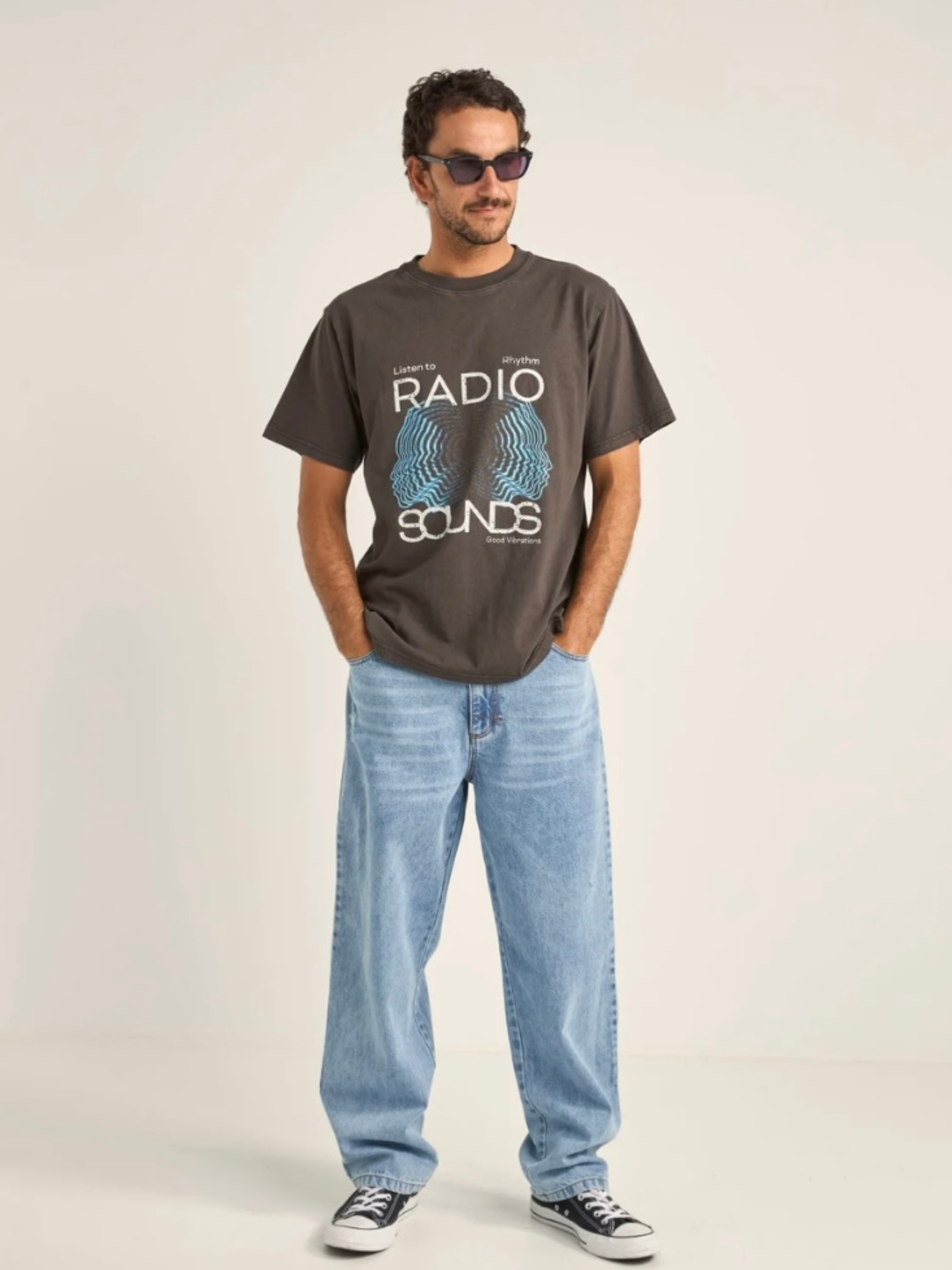 Subtle Distress Jean - Blue