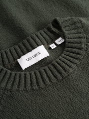 Les Deux Roundneck Knit Knitted Men’s Tops for Men Knitwear Duffel Bag Green Embroidered Chain Stitch LS Long Sleeve Fall Winter Sweater Jumper Athens GA Georgia Kempt Menswear Store Near Me