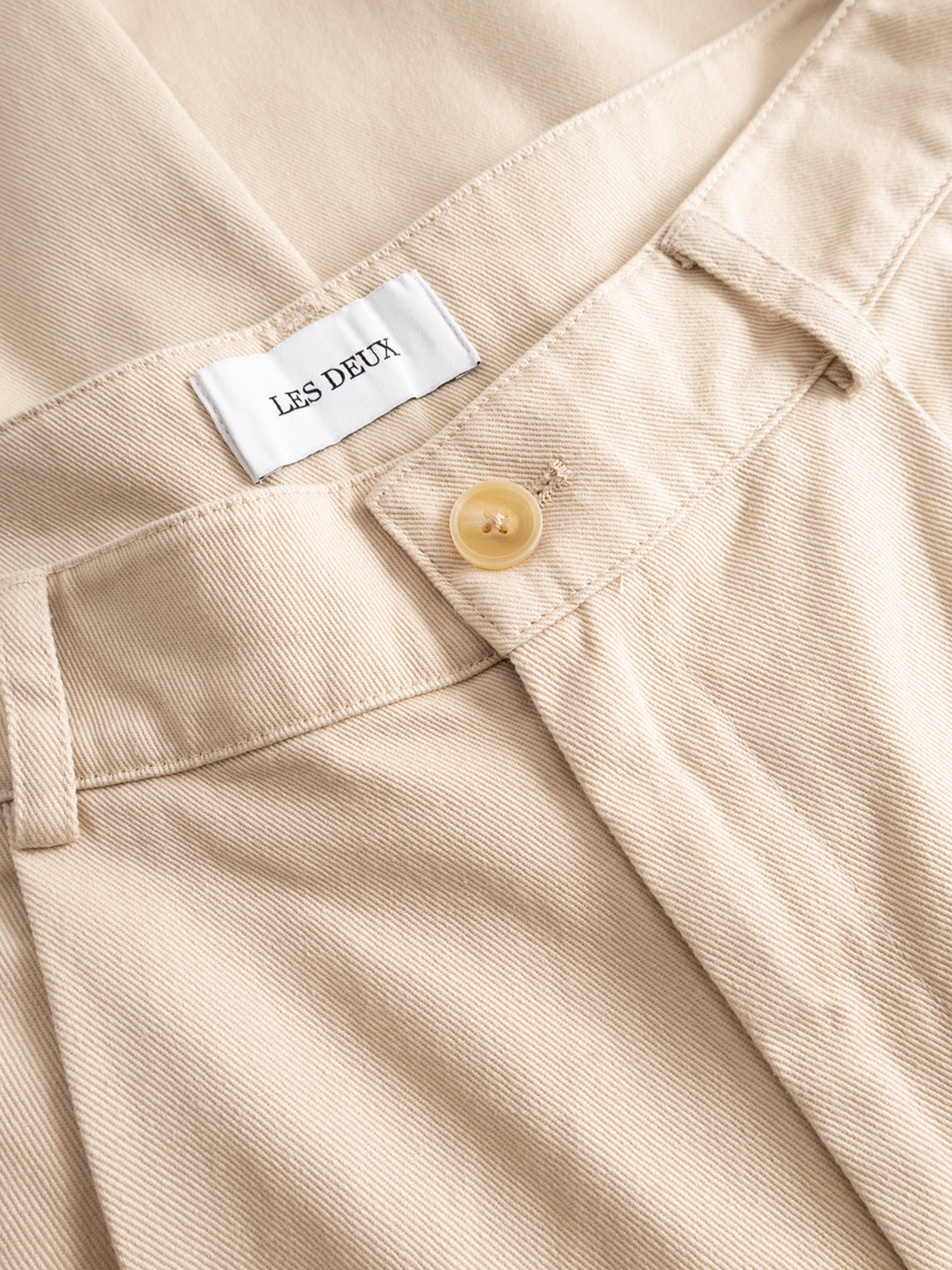 Les Deux Romeo Pleated AOP All Over Print Twill Canvas Pants Trousers Artsy Art Design Oyster Gray White Unique Print Men’s Bottoms Pants for Fall Winter for Men Athens GA Georgia Kempt Menswear Store Near Me