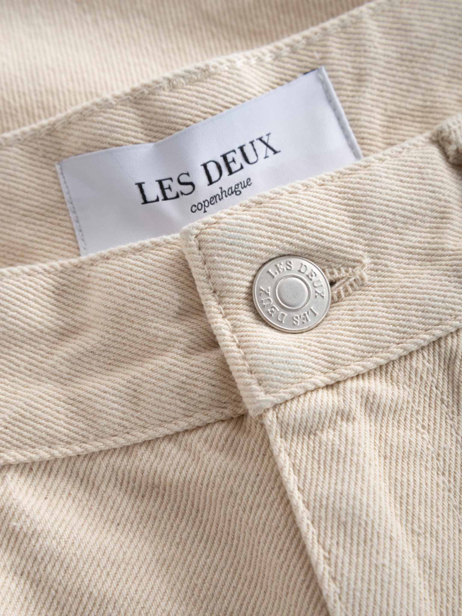 Les Deux Ryder White Ivory Men’s Pants 32 Inseam Length Relaxed Fit Bottoms Athens GA Georgia Kempt Menswear Store Near Me