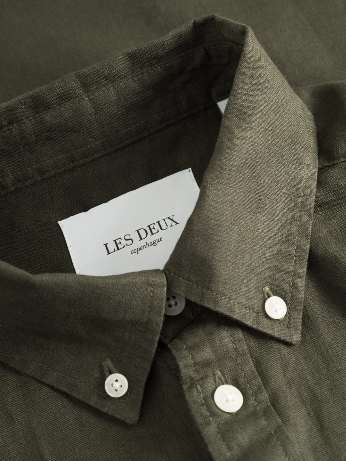 les deux kris linen ss short sleeve shirt dark green olive night 100% linen button down kempt athens ga georgia men's clothing store