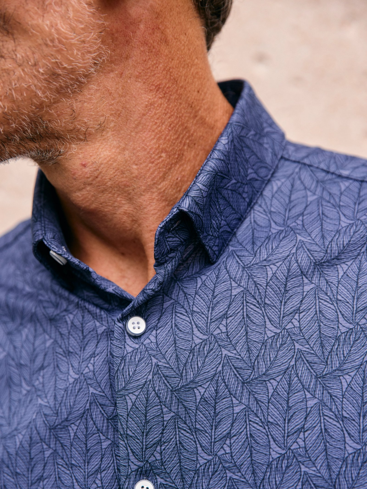 Mizzen + Main Halyard SS Dress Shirt Short Sleeve Men’s Tops for Men Coastal Fjord Coffee Leaves Blue Dark Navy Floral Pattern Athens GA Georgia Kempt Menswear Store Near Me