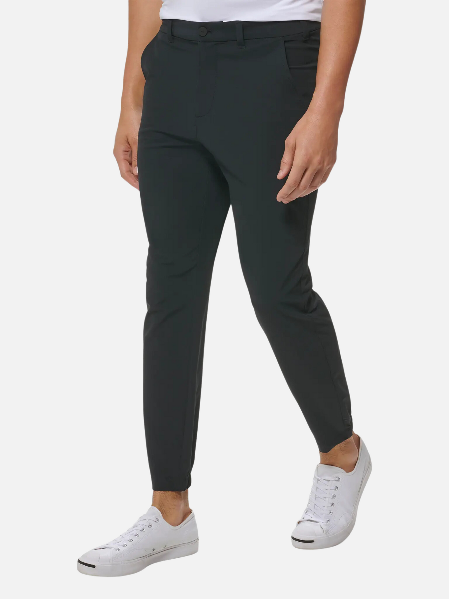 mizzen + main helmsman jogger pant black solid performance travel/golf pant polyester spandex blend kempt athens ga georgia men's clothing store