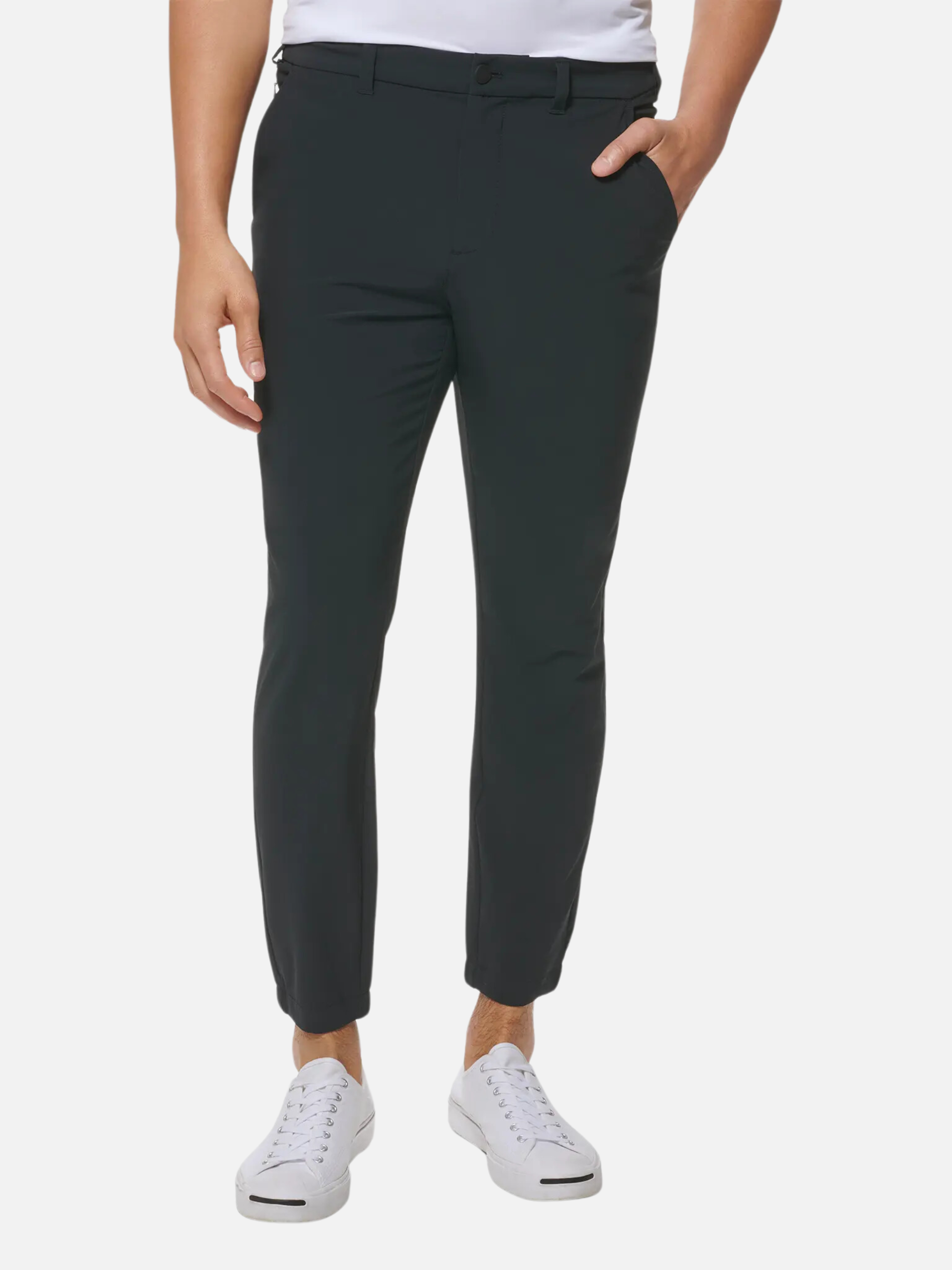 mizzen + main helmsman jogger pant black solid performance travel/golf pant polyester spandex blend kempt athens ga georgia men's clothing store