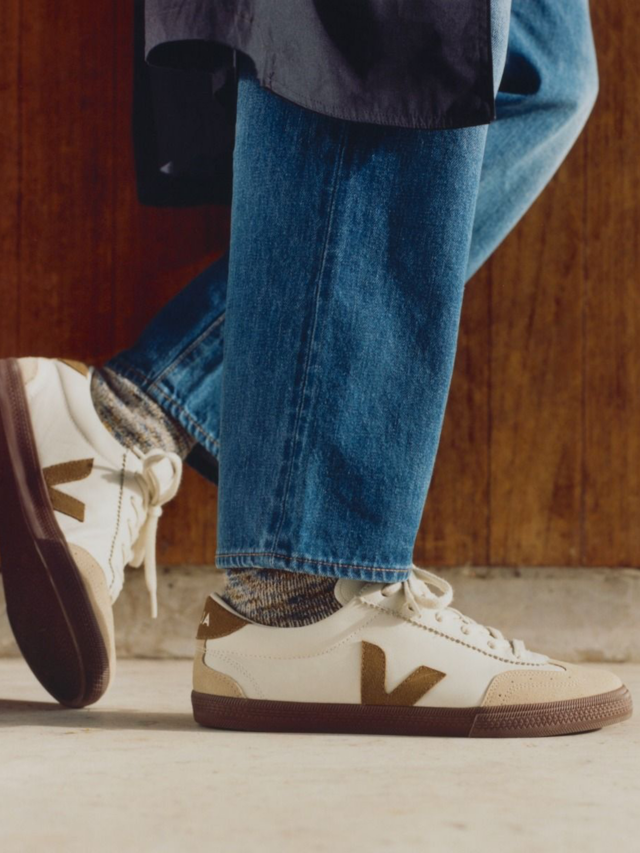 VEJA Volley Leather Sneaker - White Tent Bark – Kempt