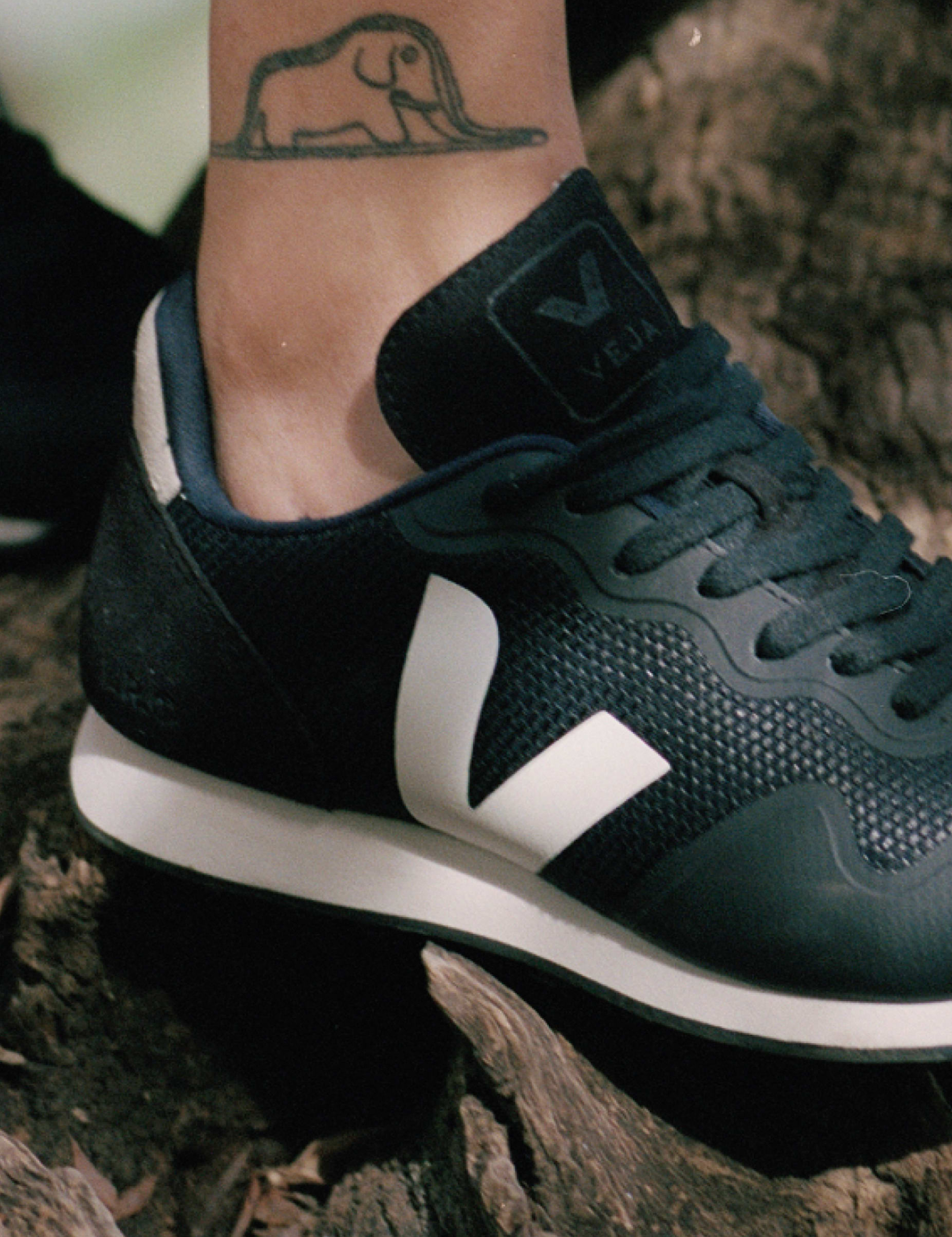 Veja Shoes Sneaker’s Men’s Footwear SDU B-Mesh Black White Athletic Shoe Athens GA Georgia Kempt Menswear Store Near Me