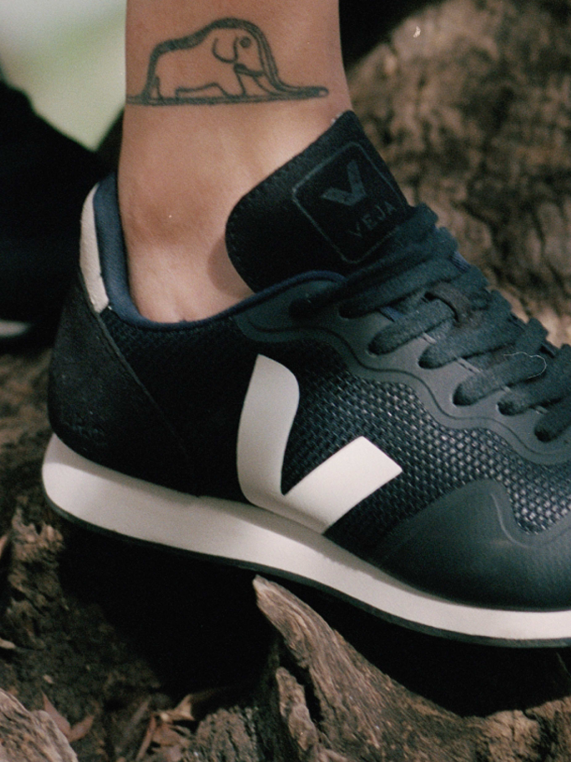 Veja Shoes Sneaker’s Men’s Footwear SDU B-Mesh Black White Athletic Shoe Athens GA Georgia Kempt Menswear Store Near Me