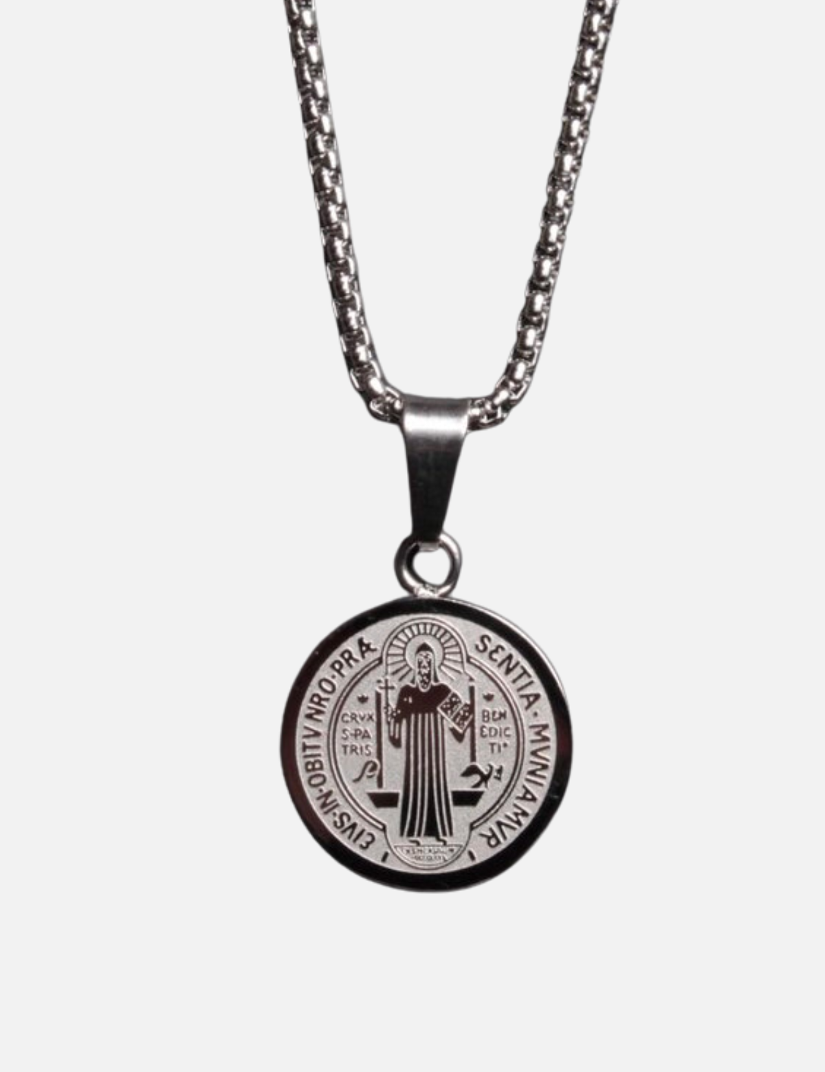 WeAreAllSmithStBenedictNecklaceSmallSilver_2.png