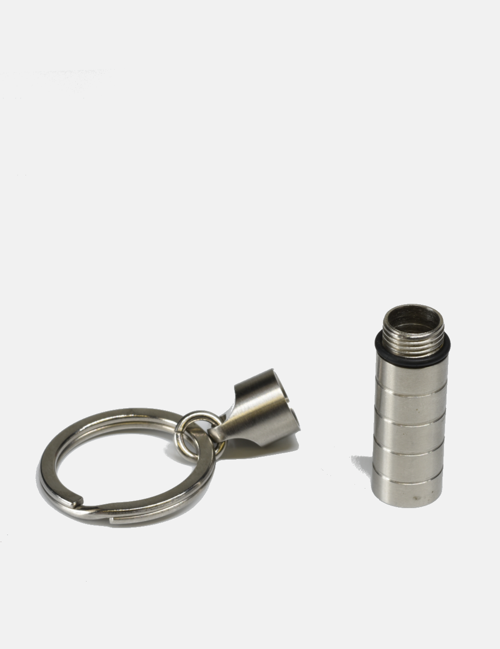 CuratedBasicsSteelKeychainMoneyTin.png