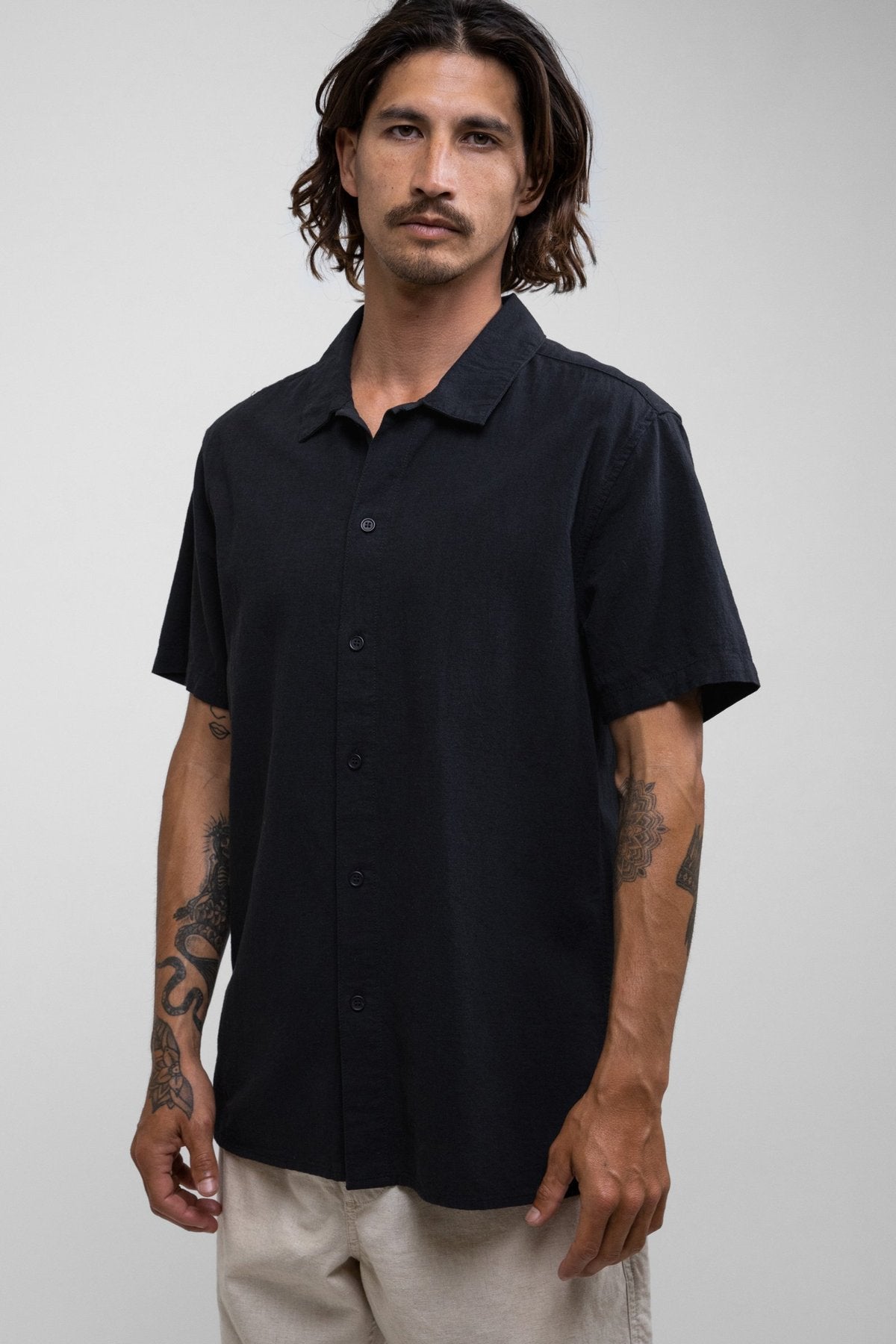 Mens black linen best sale shirts short sleeve